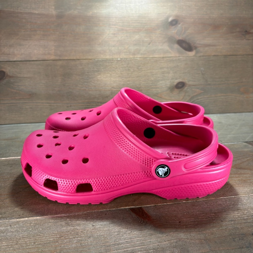 Crocs Classic Clog Womens size 10 shoes Pink Slip On clogs sandals
